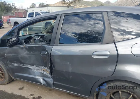 2013 Honda Fit from USA, damaged, VIN JHMGE8G37DC020991